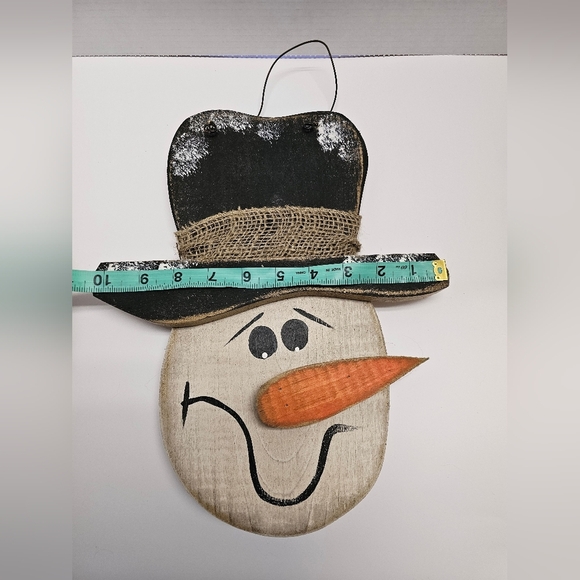 Handcrafted primitive wooden snowman hanging winter farmhouse decor - Picture 3 of 3